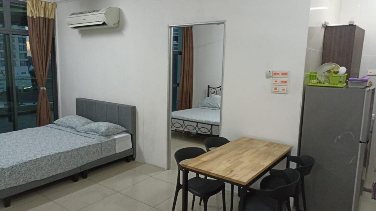Vista Alam Serviced Apartment Near Idcc Sacc Pkns Uitm Msu Avisena Shah Alam Buitenkant foto