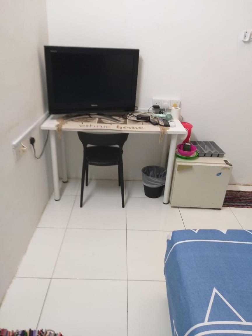 Vista Alam Serviced Apartment Near Idcc Sacc Pkns Uitm Msu Avisena Shah Alam Buitenkant foto