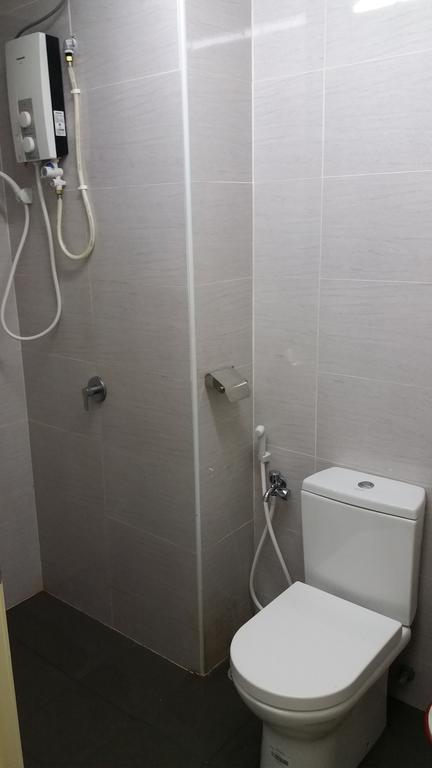 Vista Alam Serviced Apartment Near Idcc Sacc Pkns Uitm Msu Avisena Shah Alam Buitenkant foto