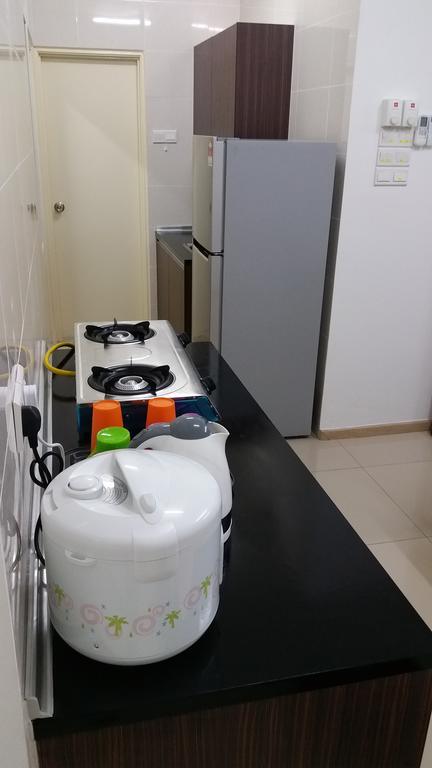 Vista Alam Serviced Apartment Near Idcc Sacc Pkns Uitm Msu Avisena Shah Alam Buitenkant foto